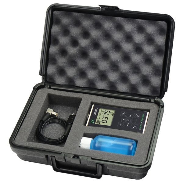 Dakota Ultrasonics ZX-5DL Data Logging Ultrasonic Wall Thickness Gauge Z-304-0001 / Z-304-0003 with T-102-2000 Probe