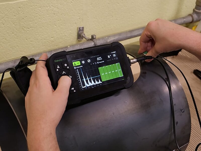 Dakota CMX10-DL Dakota CMX10-DL Full Wave Capture Ultrasonic Thickness Gauge (Probes Sold Separately)